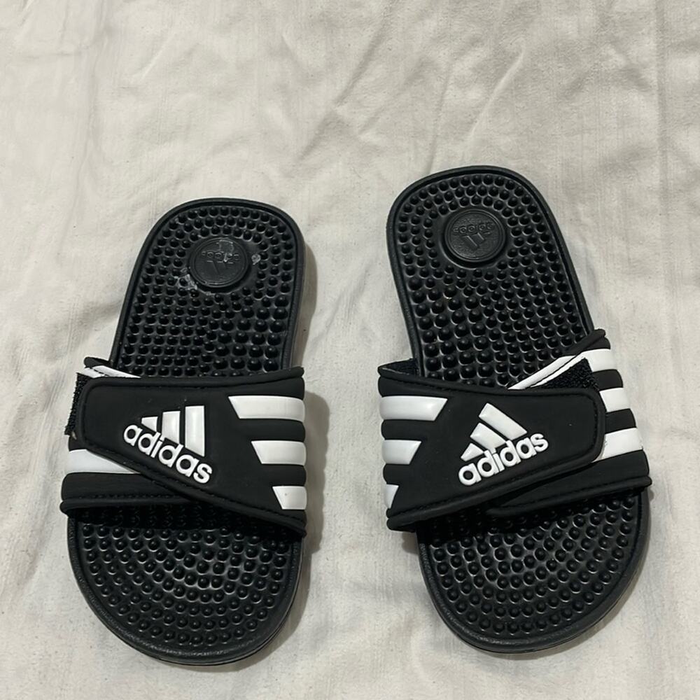 Adidas 12 Velcro black white open toe slide unisex soccer shoes bumpy sole nwot